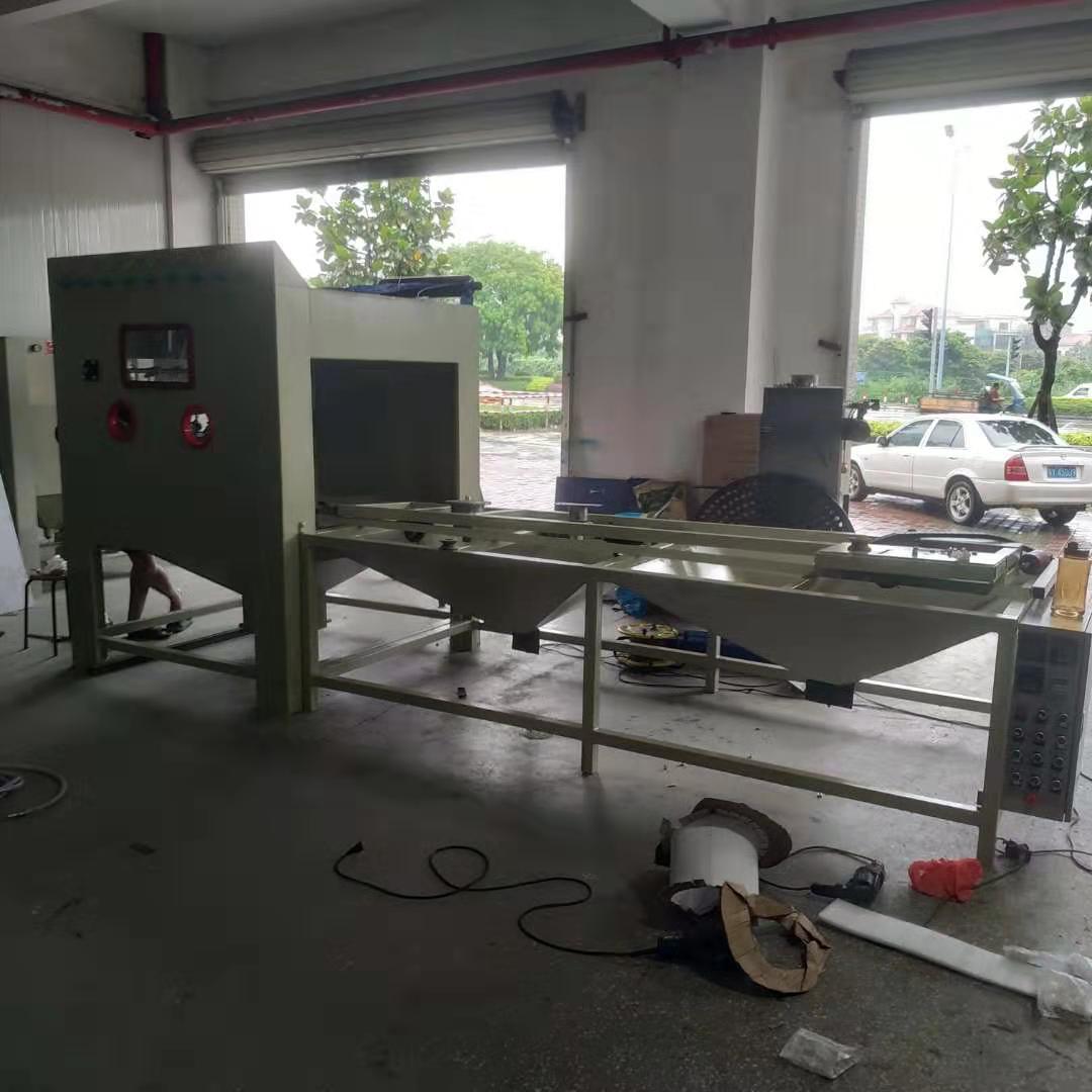 山西模具廠家表面噴砂粗糙度調(diào)整_重型單轉(zhuǎn)盤(pán)自動(dòng)噴砂機(jī)